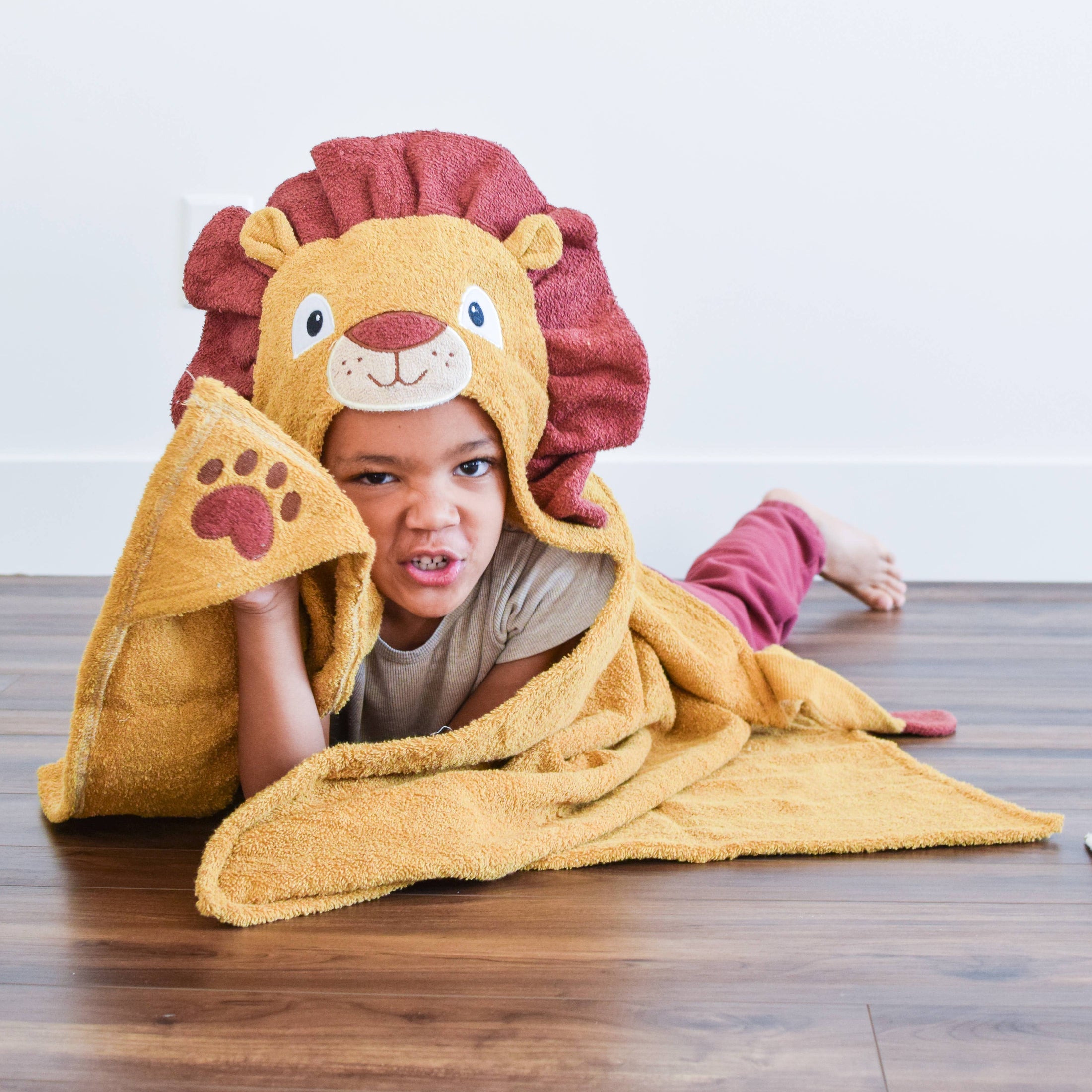 Lion Hooded Towel For Toddlers Ages 2 To 8 Years Old